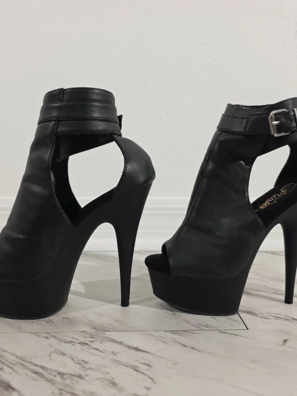 Pleaser Womens Ankle Boots DELIGHT-600-10 Blk Faux Leather/Blk Matte